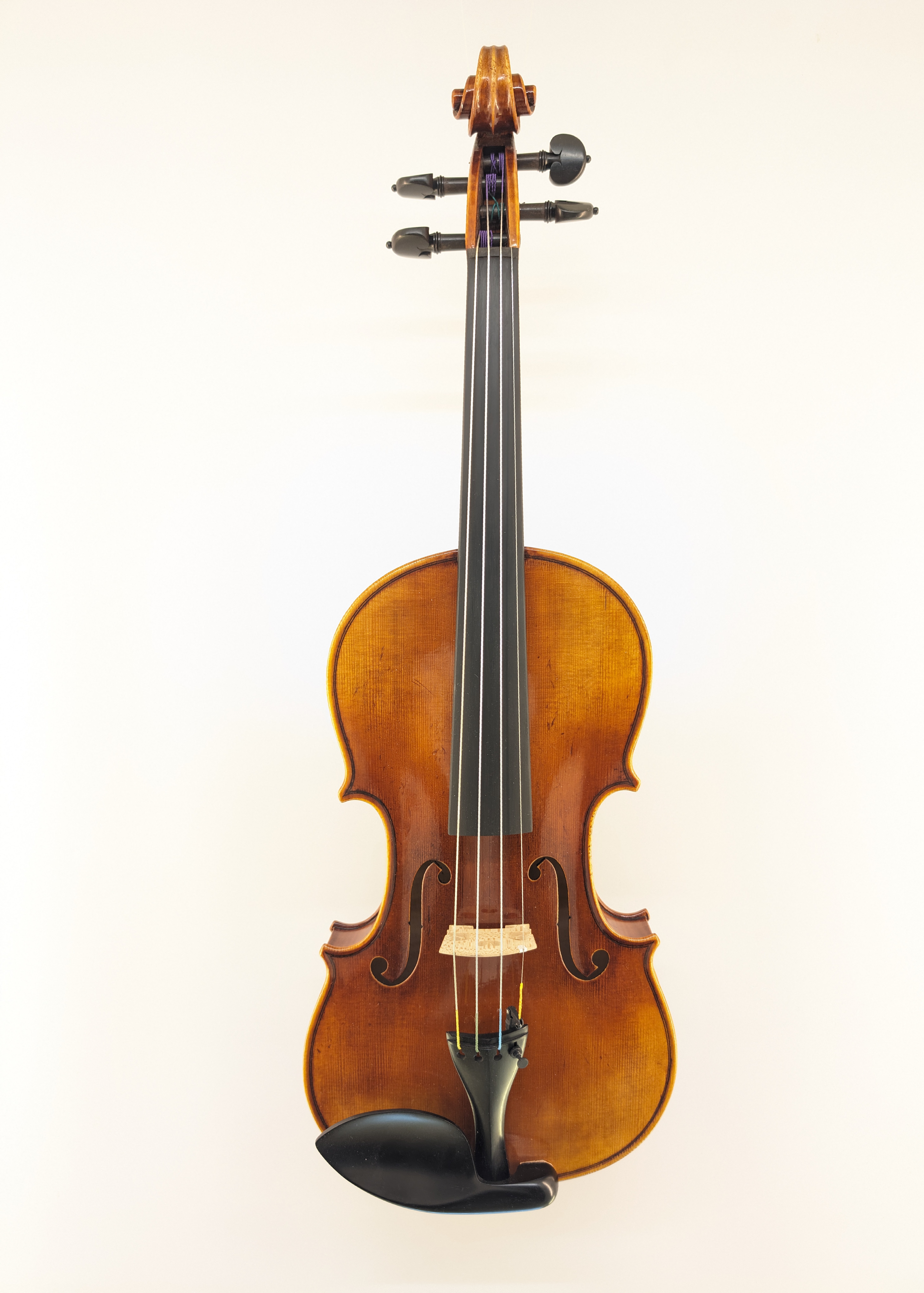 Scott Cao Violins | Master Crafted Instruments